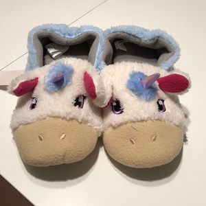 New with tags unicorn slippers